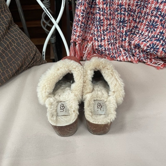 Ugg Australia Kalie Shearling Leather Clog Size 7 - Picture 3 of 5